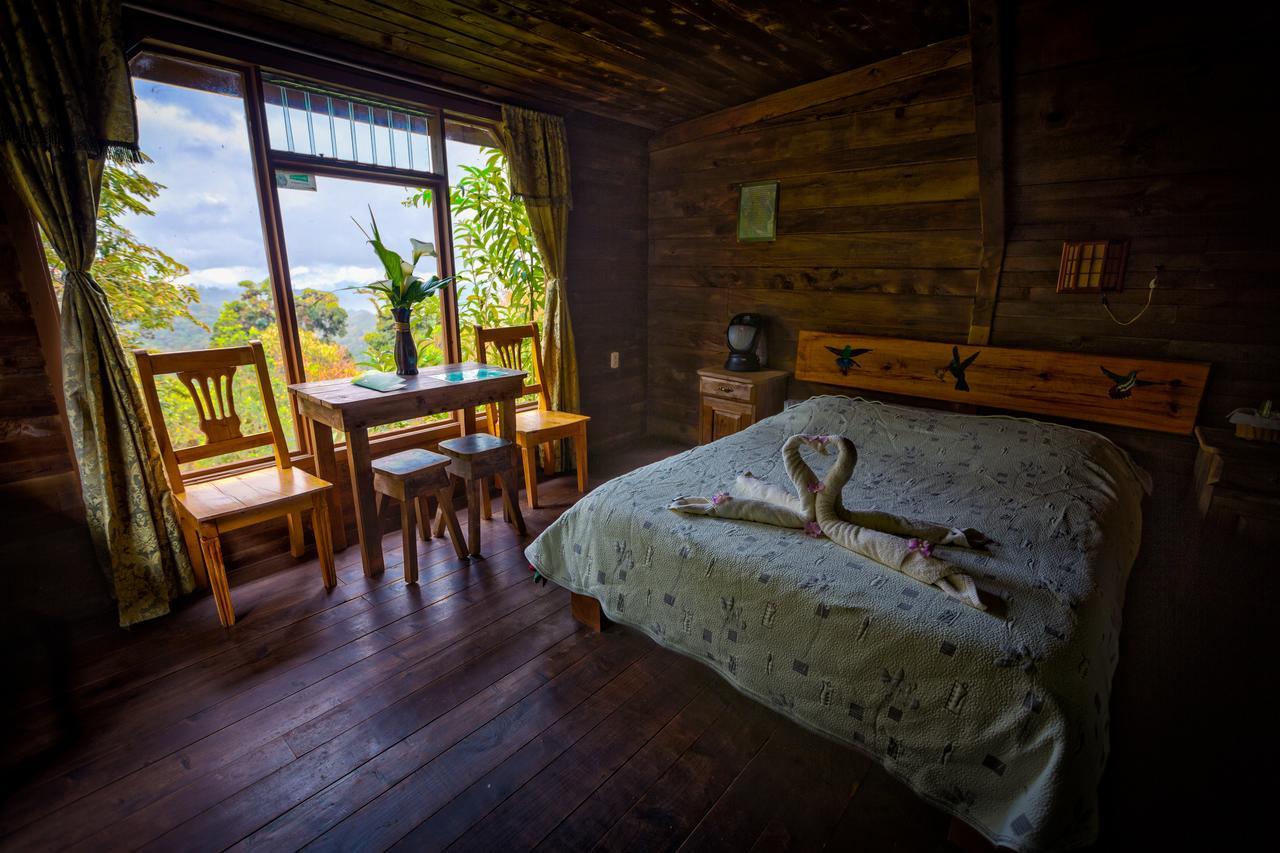 Tres de Junio Paraiso Quetzal Lodge מראה חיצוני תמונה